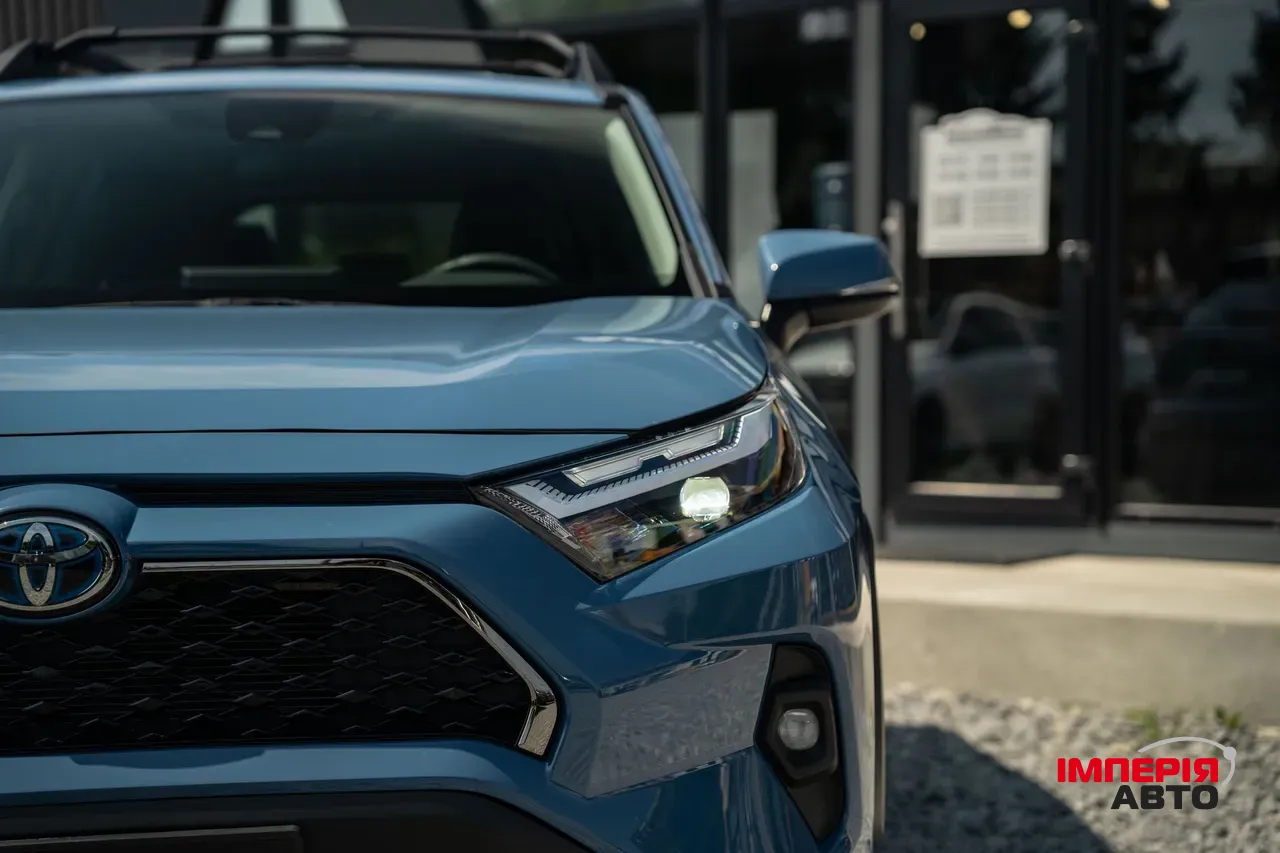 Toyota RAV4 - фото 19
