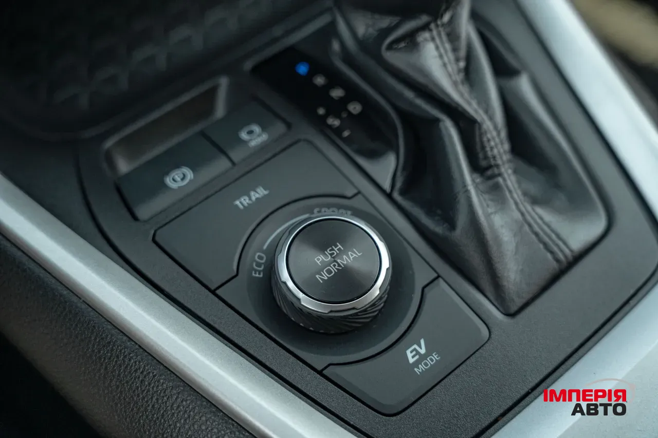 Toyota RAV4 - фото 41