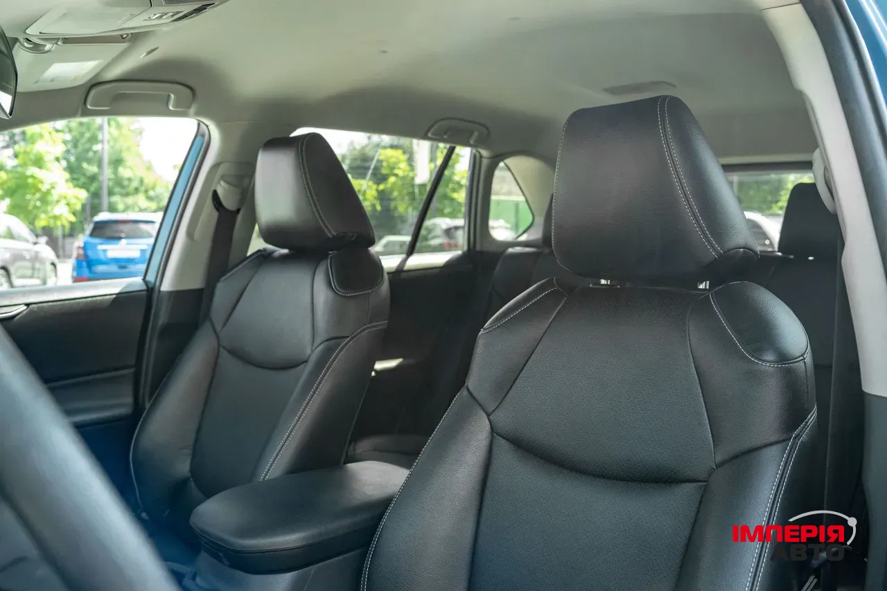 Toyota RAV4 - фото 46