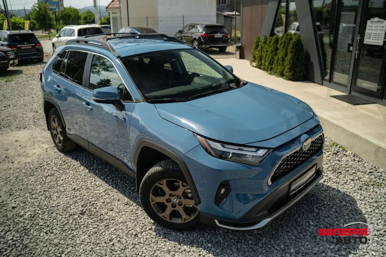 Toyota RAV4 - фото 11