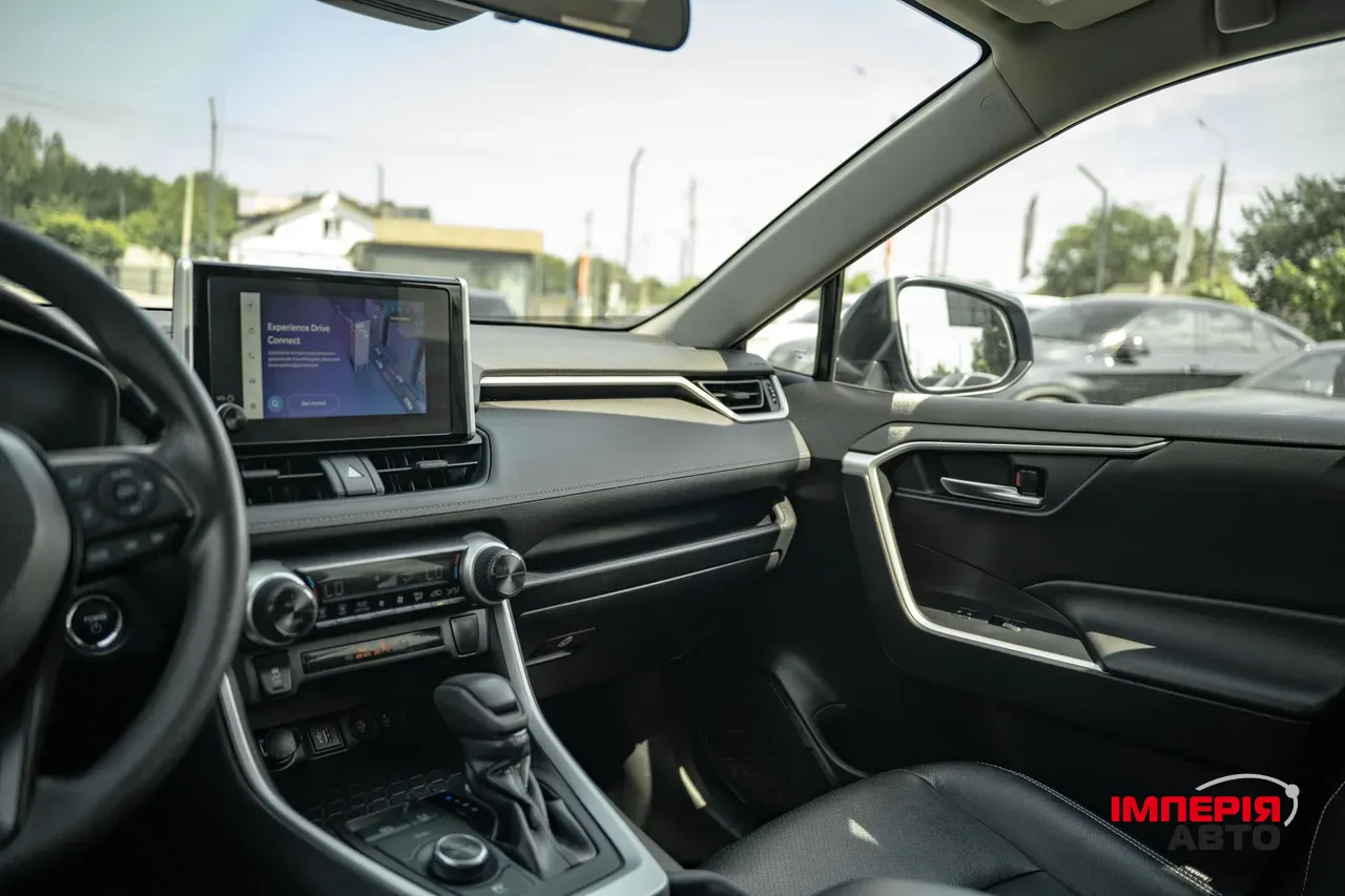 Toyota RAV4 - фото 42