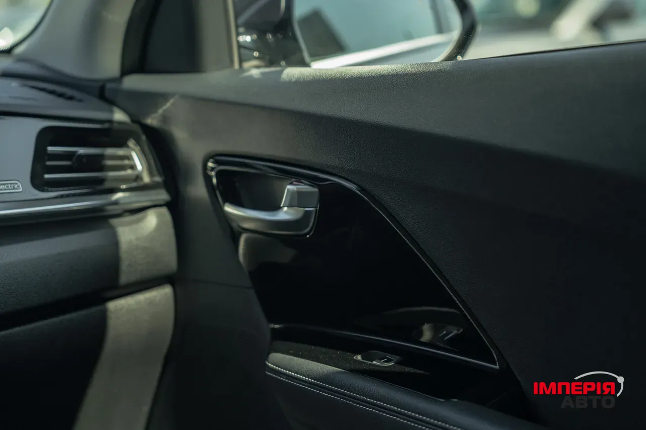 Kia Niro - фото 37