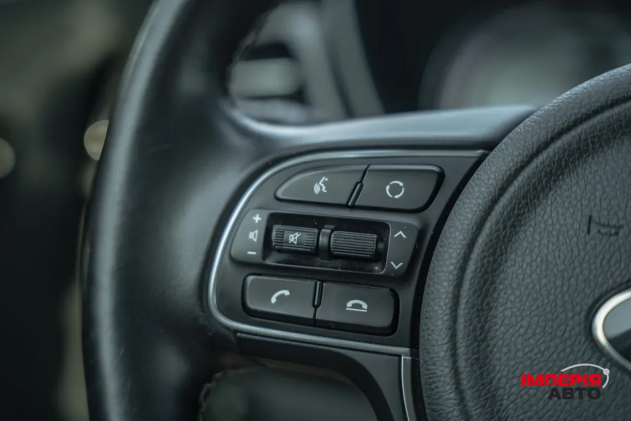 Kia Niro - фото 31