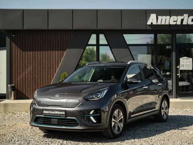 Kia Niro - фото 1
