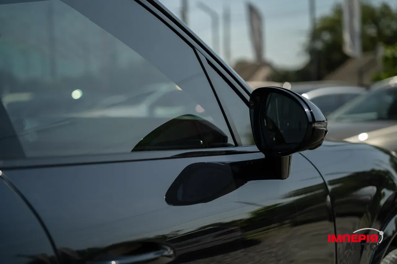 Porsche Cayenne - фото 24