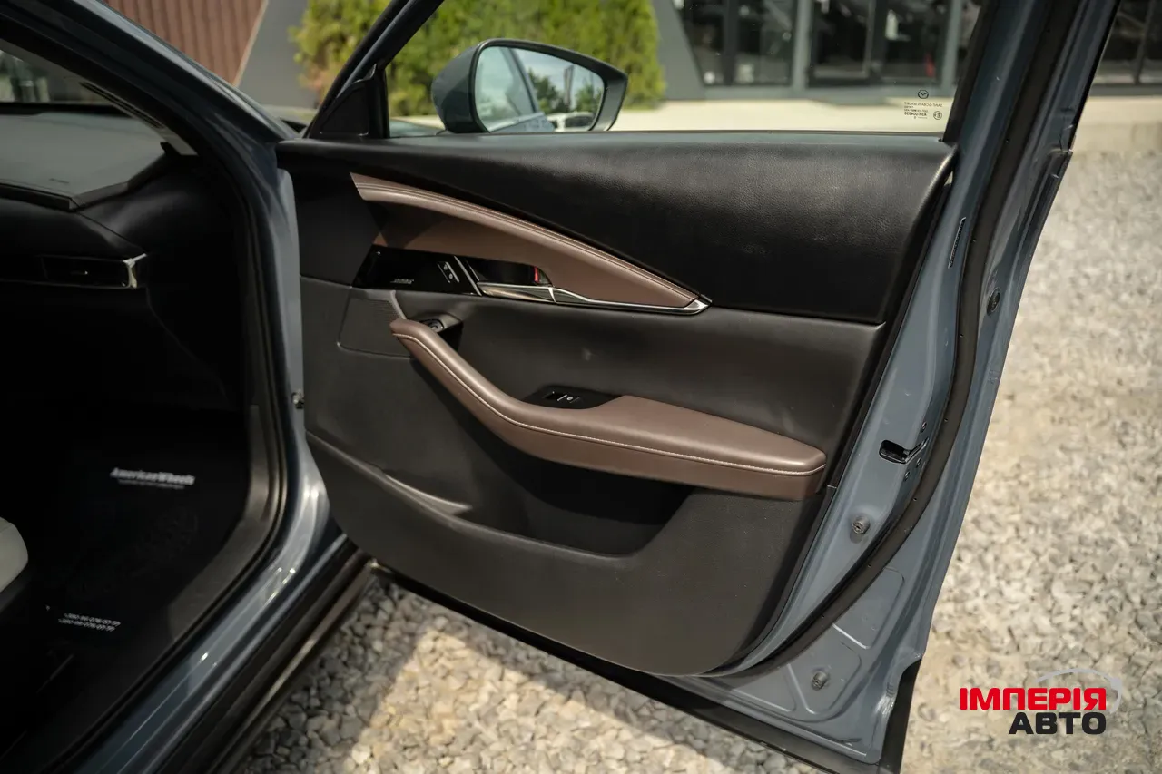 Mazda CX-30 - фото 54