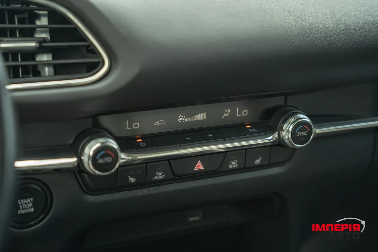 Mazda CX-30 - фото 42