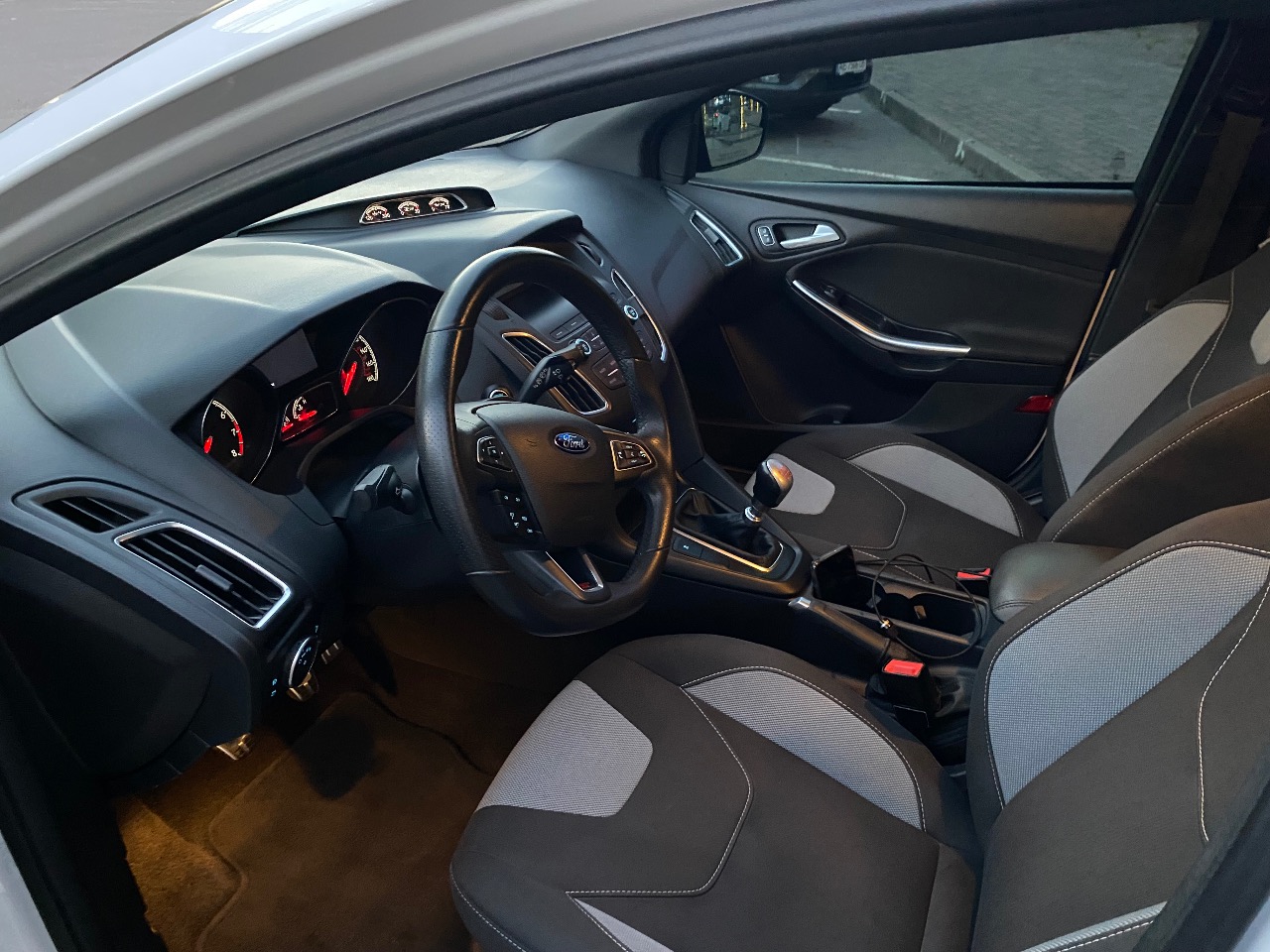 Ford Focus ST - зображення 1