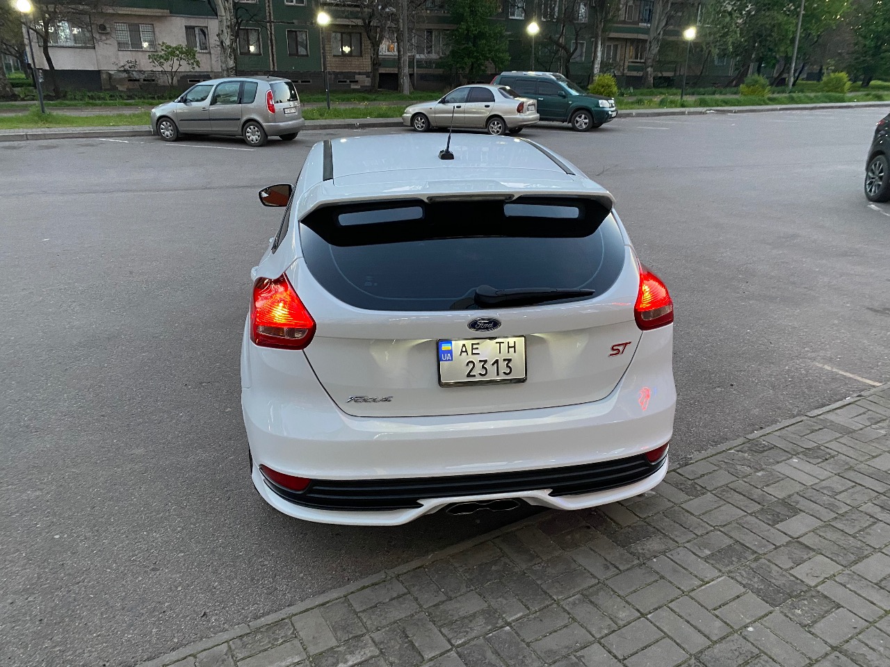 Ford Focus ST - фото 7