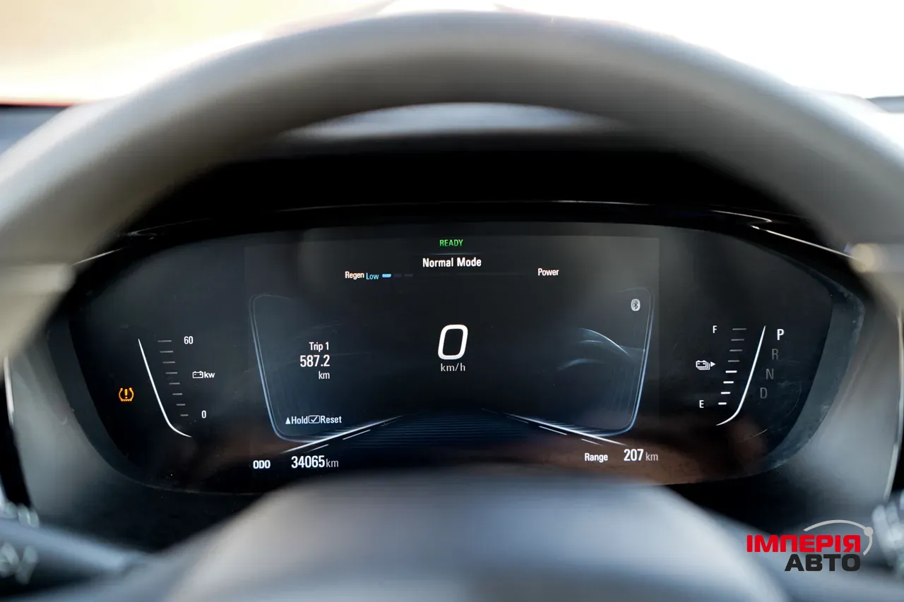 Chevrolet Menlo - фото 15