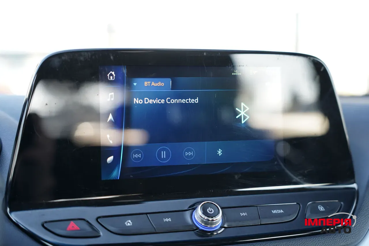 Chevrolet Menlo - фото 16