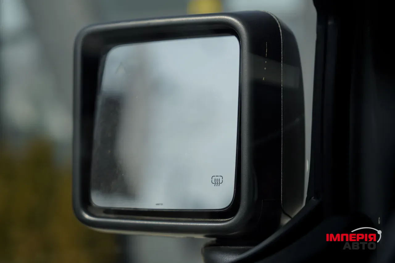 Jeep Wrangler - фото 19