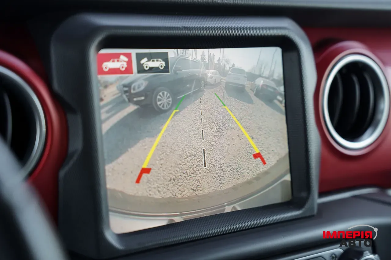 Jeep Wrangler - фото 28