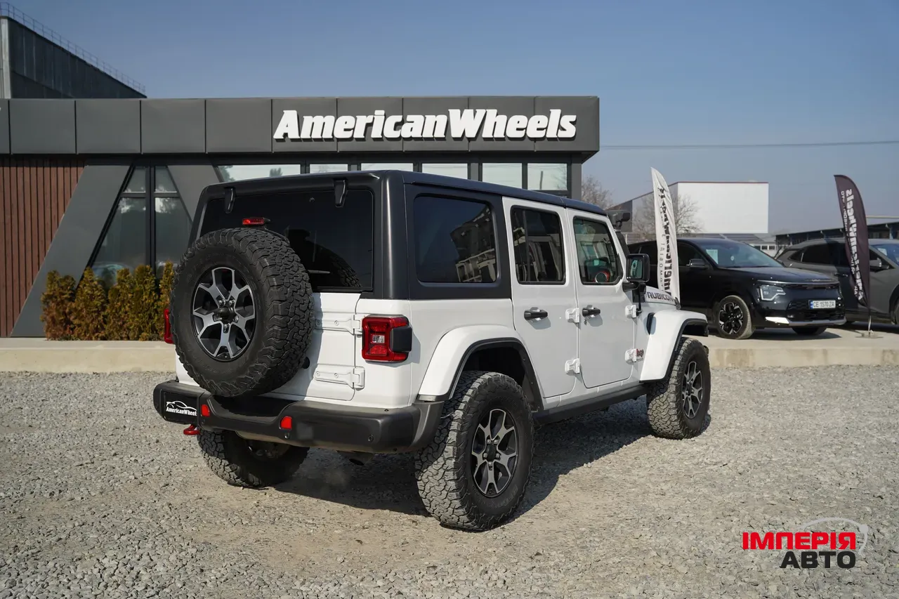 Jeep Wrangler - фото 5
