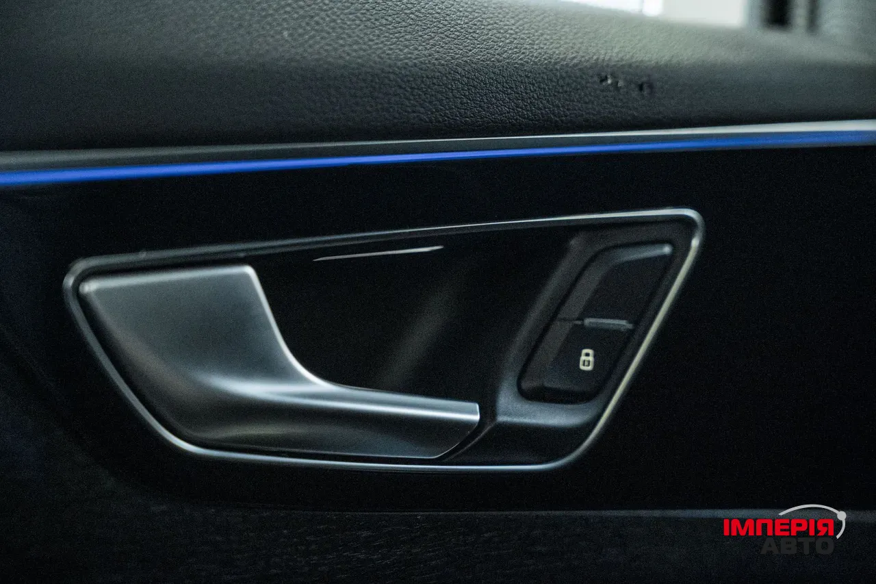 Audi Q7 - фото 30