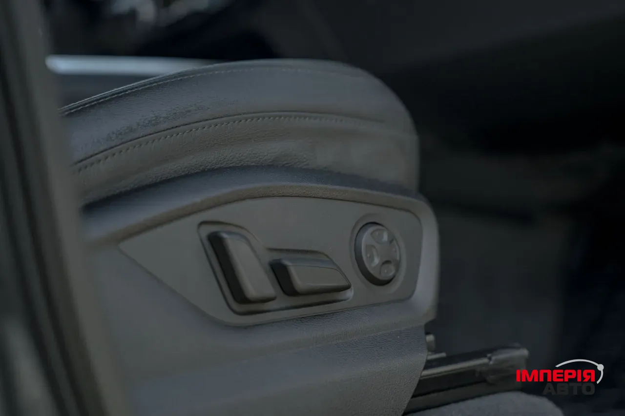 Audi Q7 - фото 54