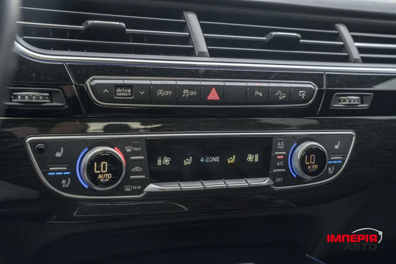 Audi Q7 - фото 46