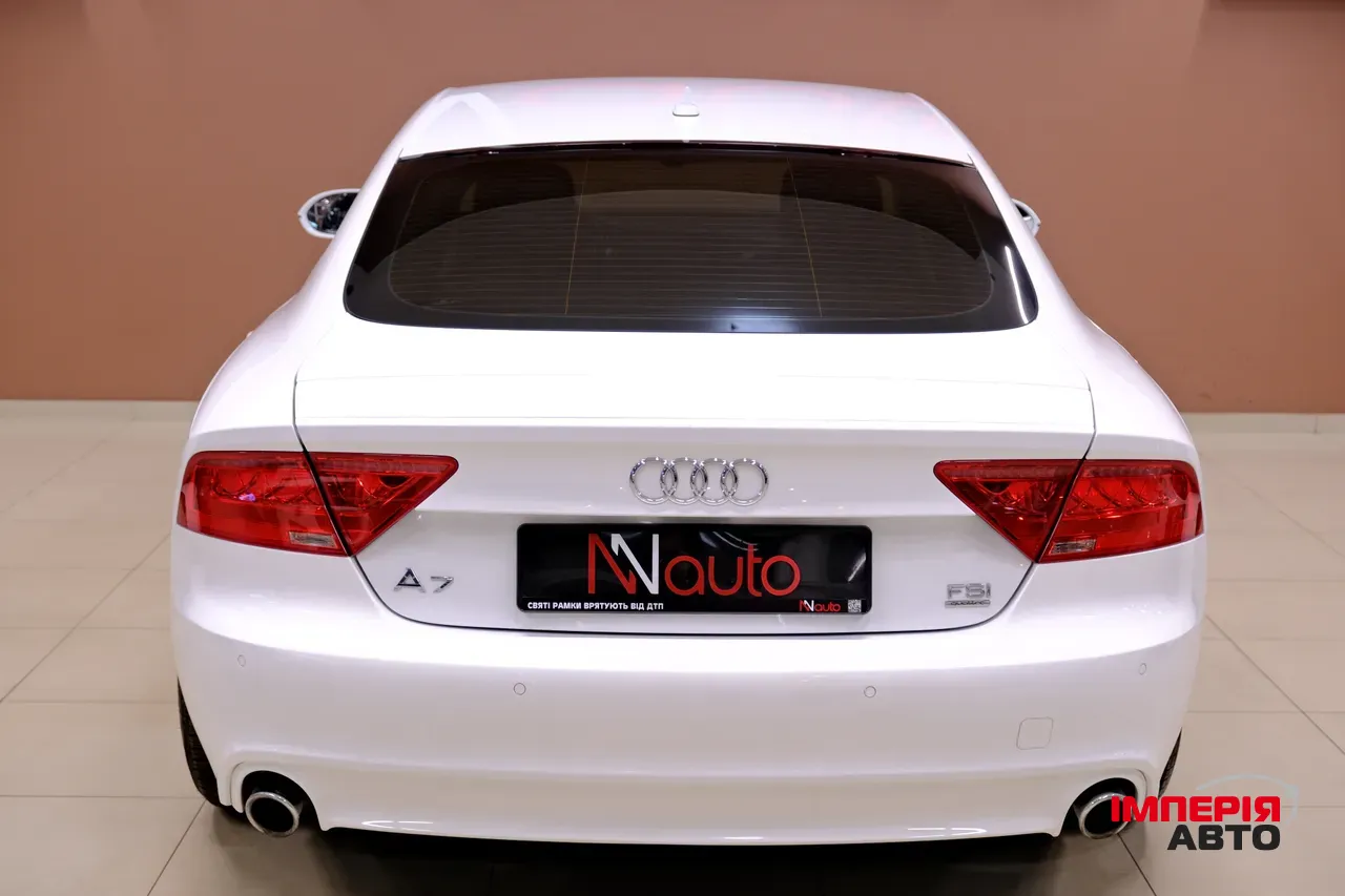 Audi A7 - фото 6