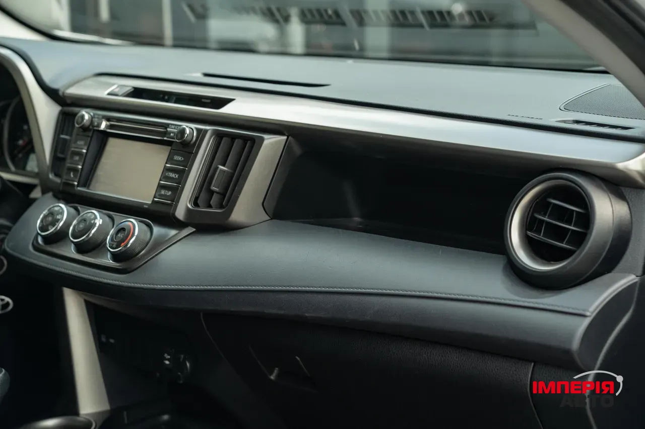 Toyota RAV4 - фото 41