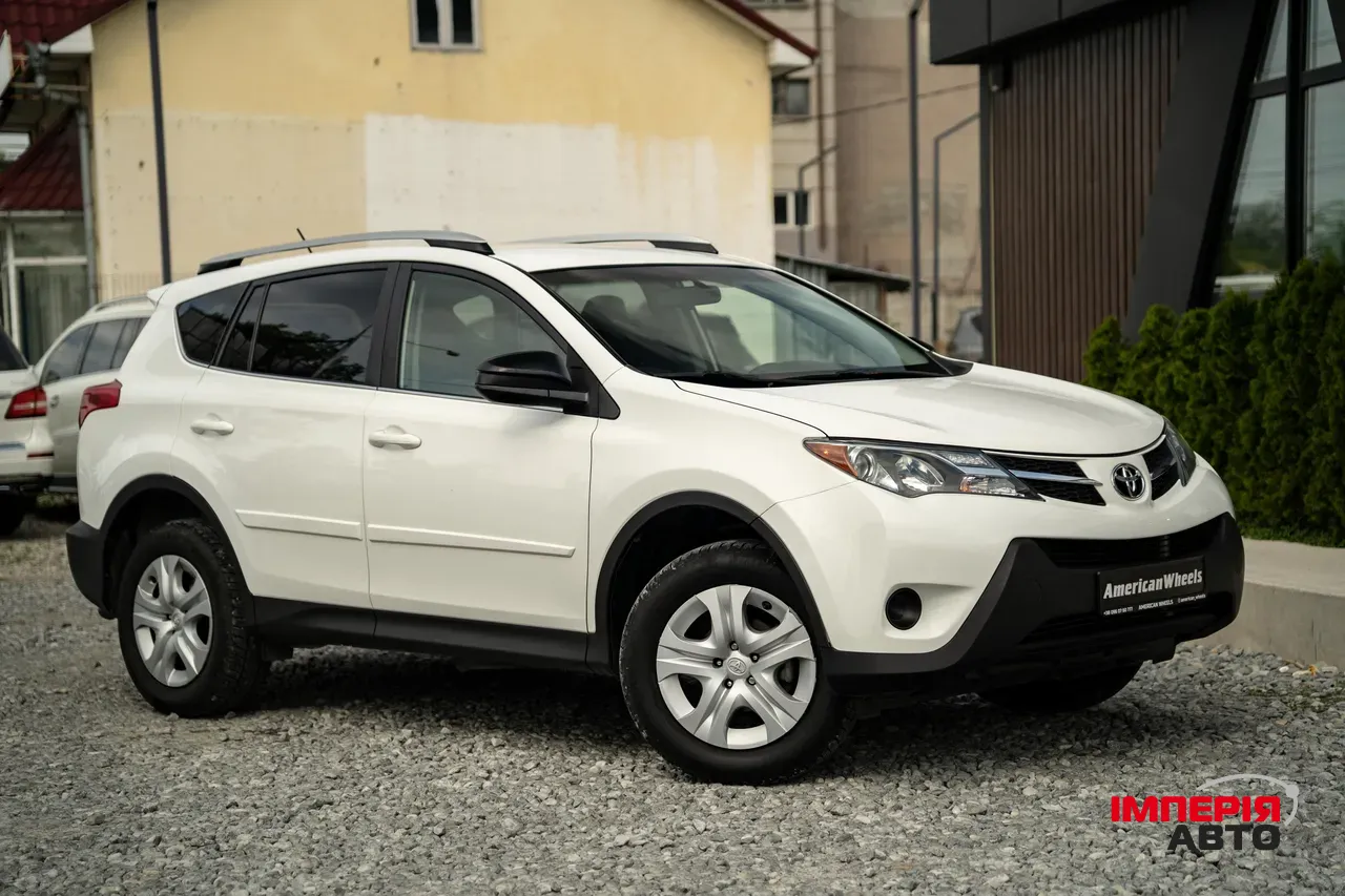 Toyota RAV4 - фото 14