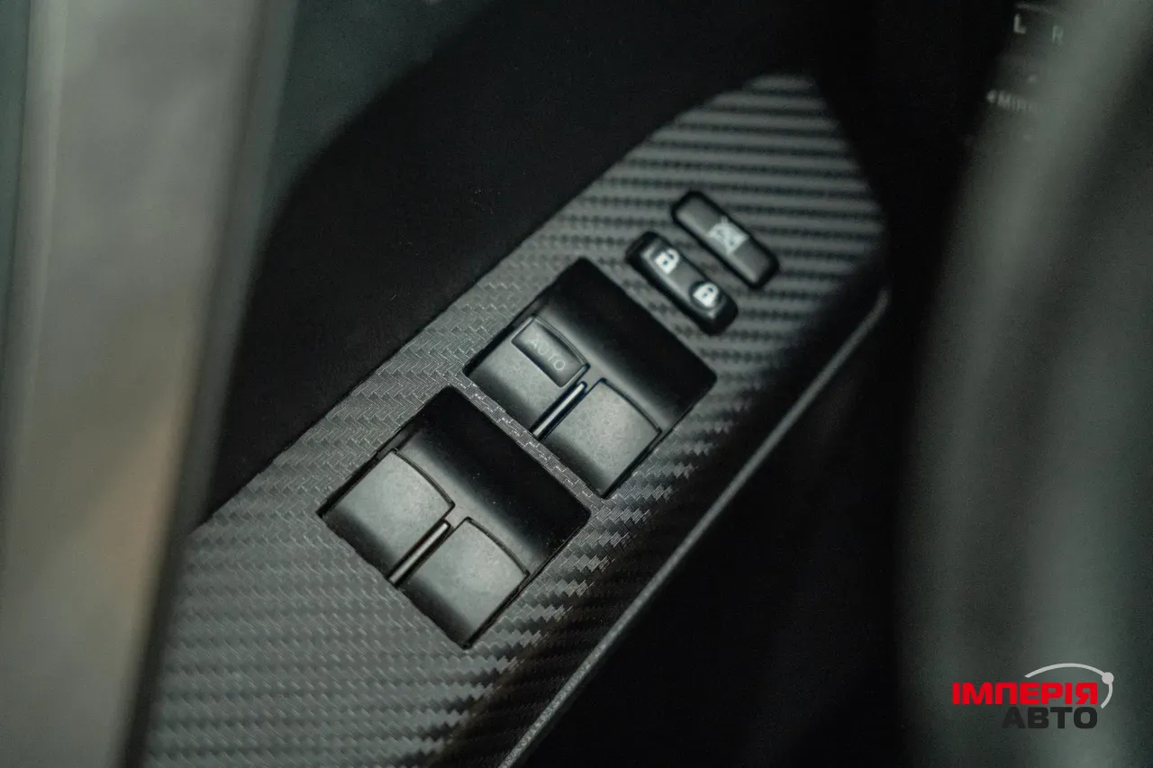 Toyota RAV4 - фото 26