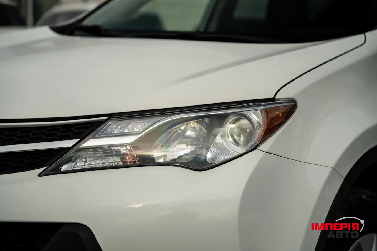 Toyota RAV4 - фото 21