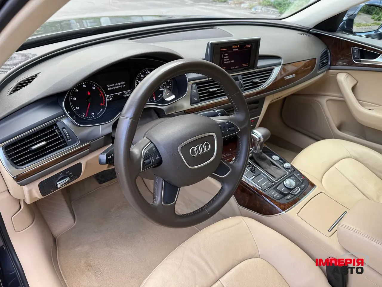 Audi A6 - фото 6