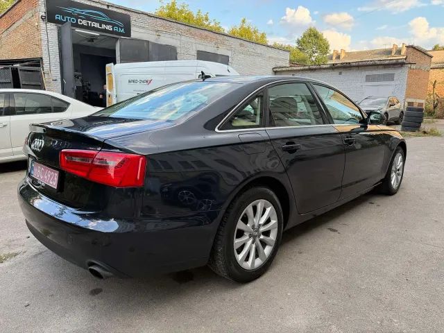 Audi A6 - фото 4