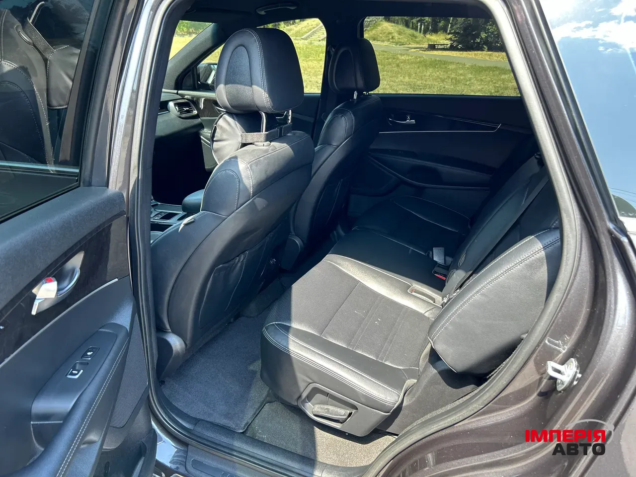 Kia Sorento - фото 8