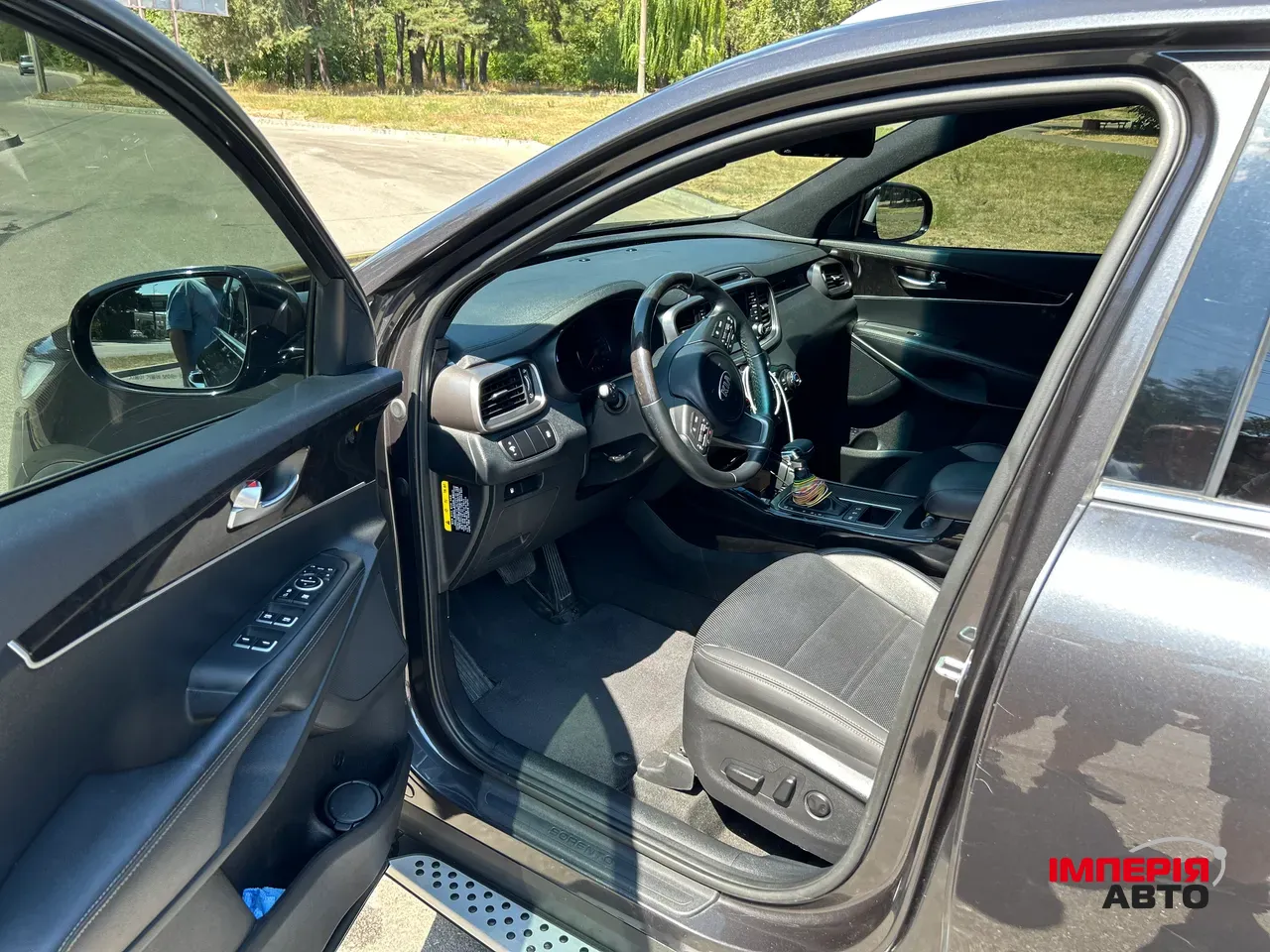 Kia Sorento - фото 7