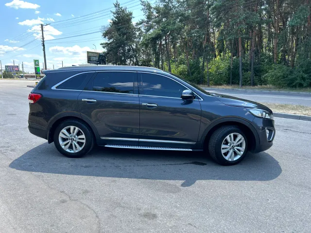 Kia Sorento - фото 2