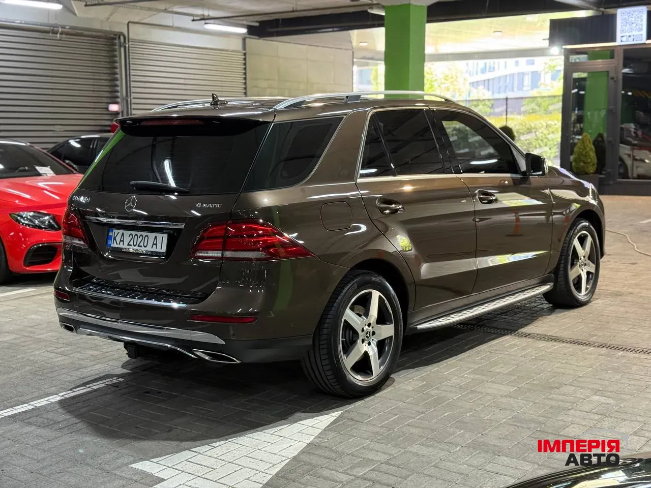 Mercedes-Benz GLE - фото 1