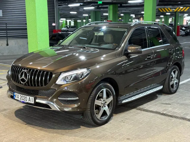 Mercedes-Benz GLE - фото 3