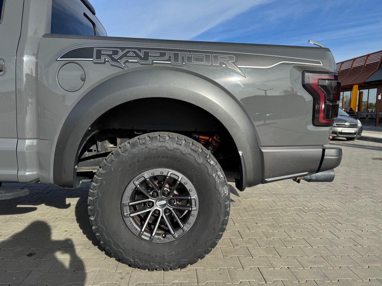 Ford F-150 - фото 3