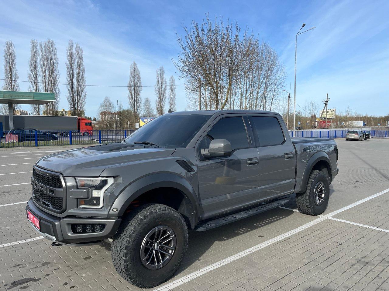 Ford F-150 - фото 2