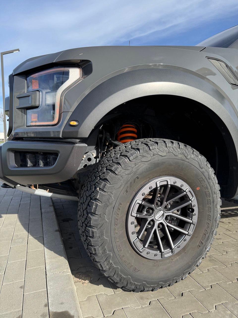 Ford F-150 - фото 47