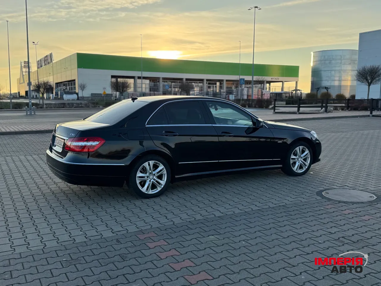 Mercedes-Benz E-Класс - фото 8