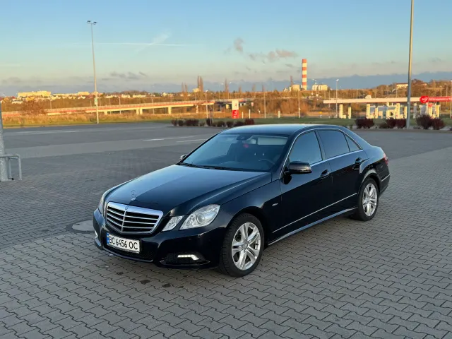 Mercedes-Benz E-Класс - фото 5