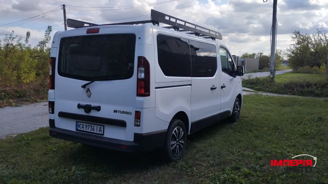 Renault Trafic - фото 5