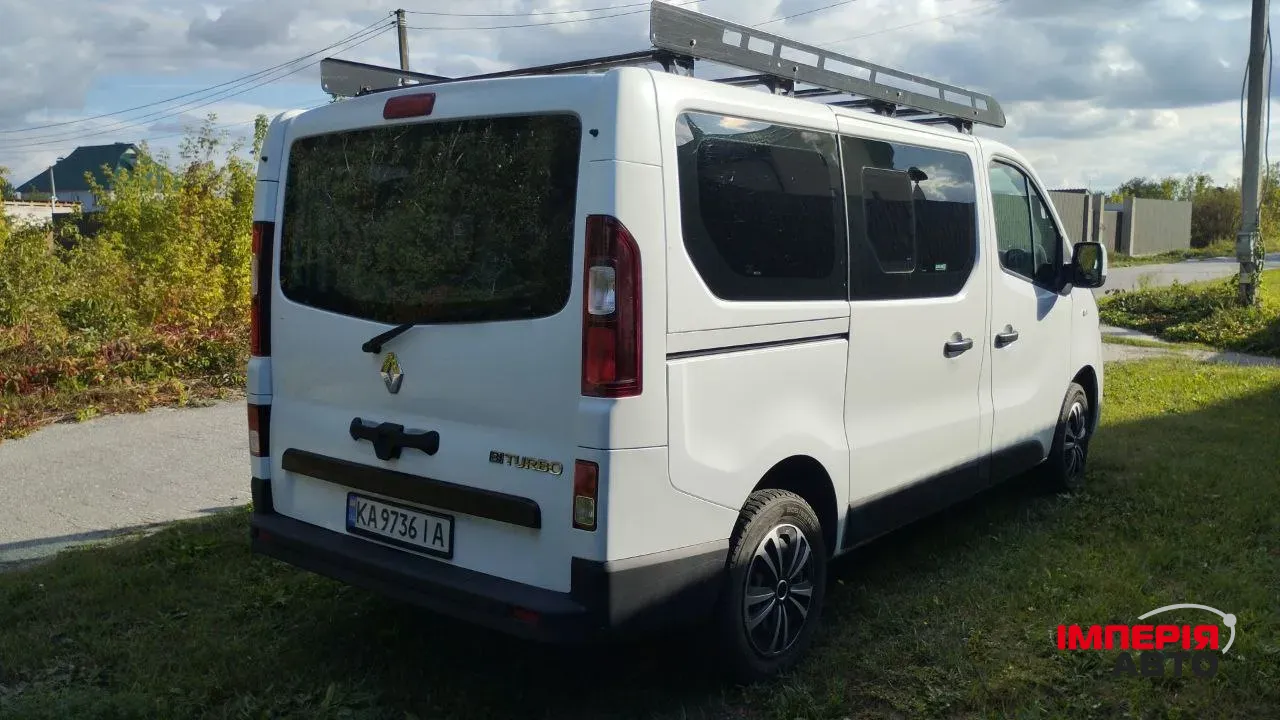 Renault Trafic - фото 6