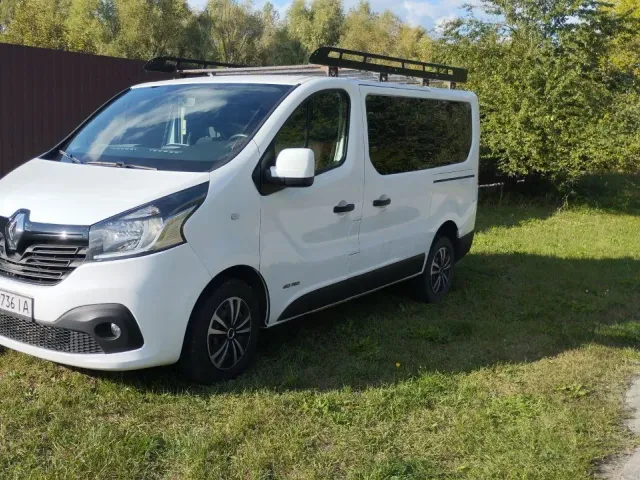 Renault Trafic - фото 1