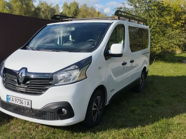 Renault Trafic - фото 2