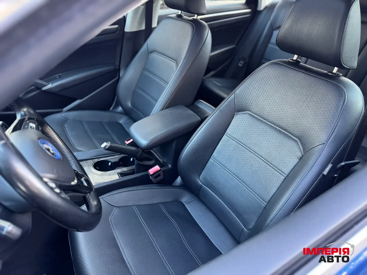 Volkswagen Passat (North America and China) - фото 6