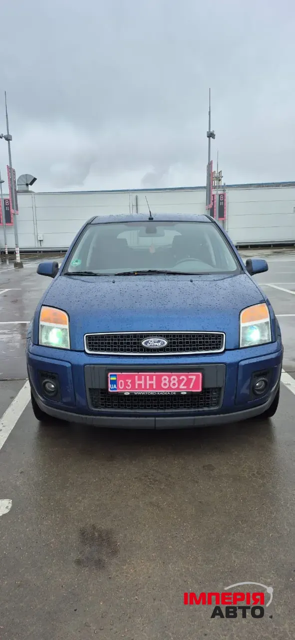 Ford Fusion - фото 2