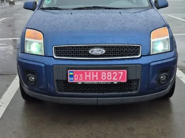 Ford Fusion - фото 2