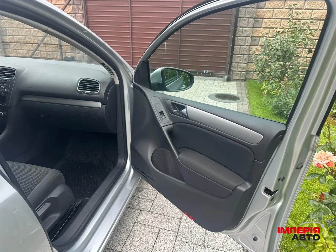 Volkswagen Golf - фото 17