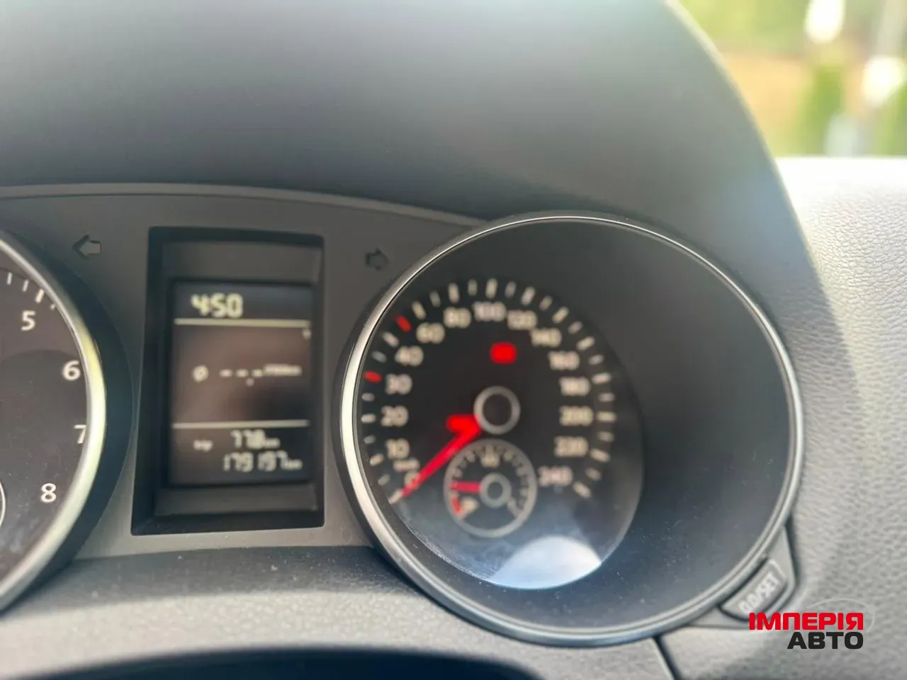 Volkswagen Golf - фото 5