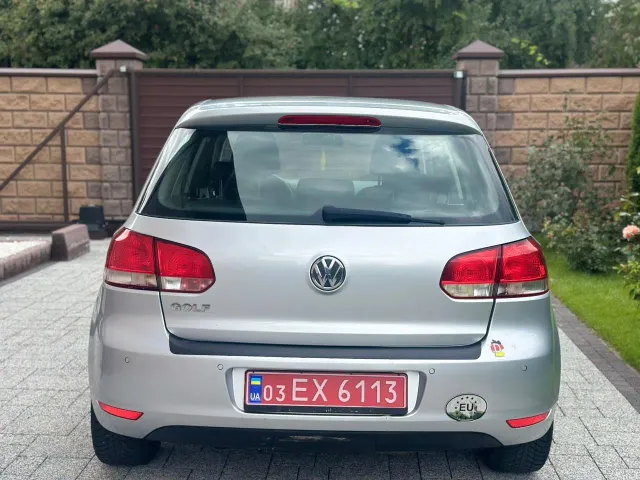 Volkswagen Golf - фото 3