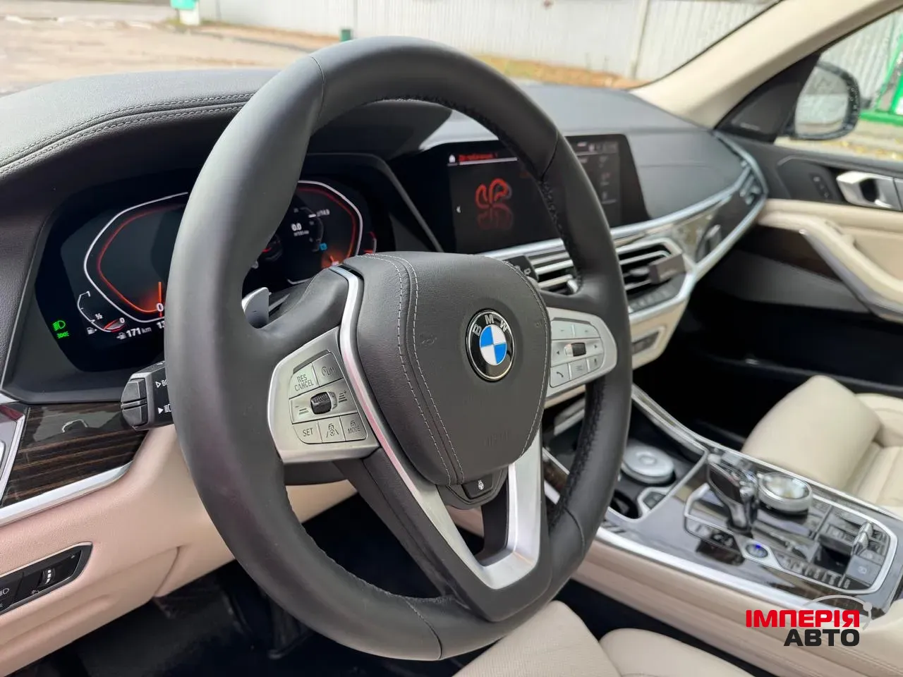 BMW X7 - фото 12