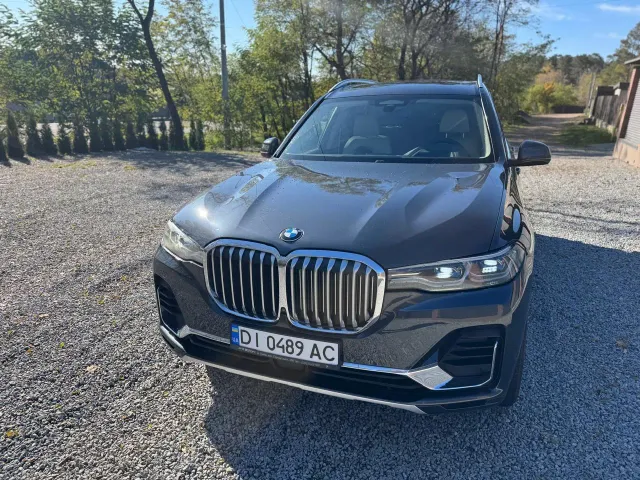 BMW X7 - фото 2